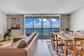 Dreamy Oceanfront Highfloor Corner Unit 2and2 plus Den